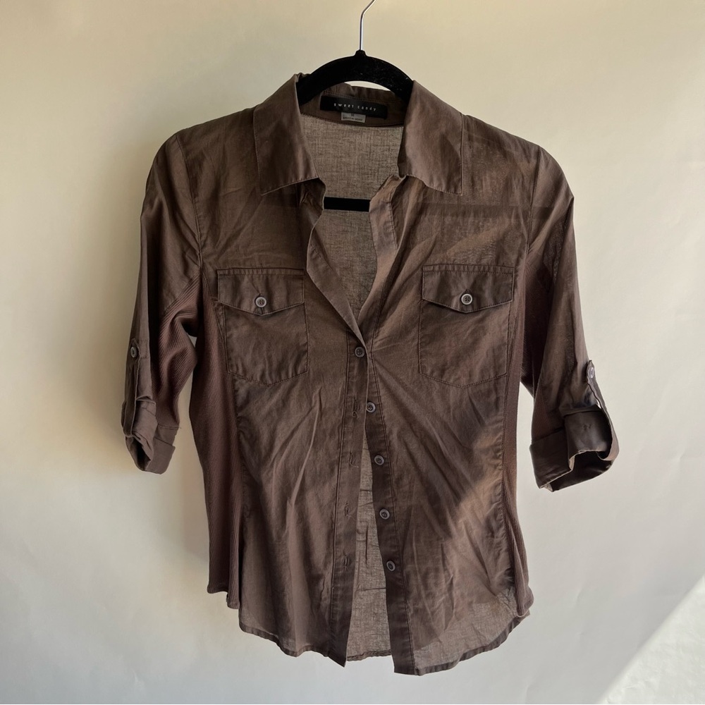 Sweet Candy Blouse Button Up Sz Med 3/4 Sleev Collared Roll Tab Sleeve EUC